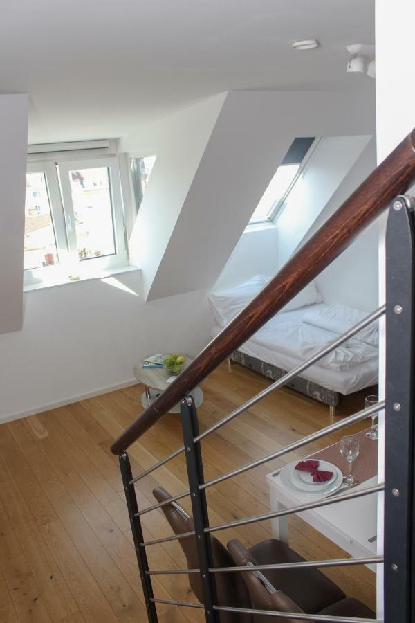 Christiano Hauptbahnhof | Contactless Check-in Apartment Wien